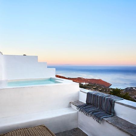 Kardhianí Living Theros Luxury Suites מראה חיצוני תמונה