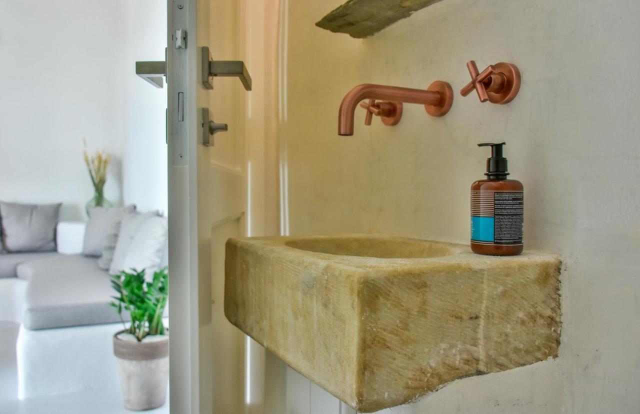 Kardhianí Living Theros Luxury Suites מראה חיצוני תמונה