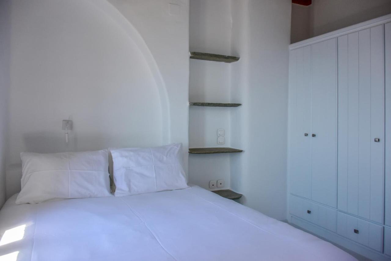 Kardhianí Living Theros Luxury Suites מראה חיצוני תמונה